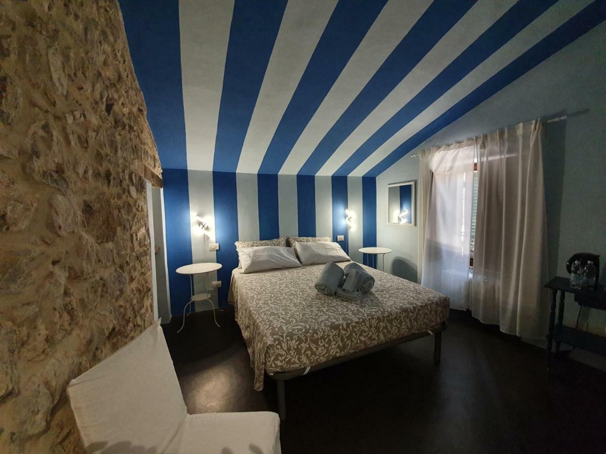 Casale di Pari Lo Scarabeo B&B 객실 사진